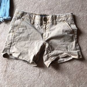 2 pairs of American Eagle shorts